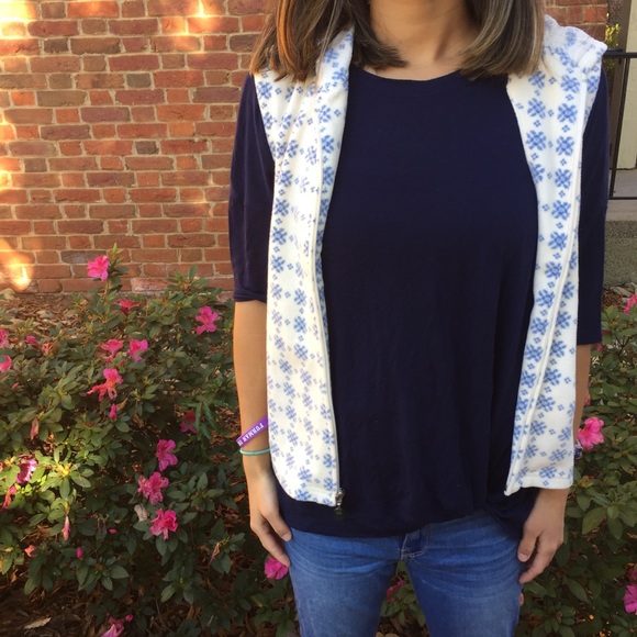 GAP KIDS XXL HOODED VEST - Picture 2 of 3